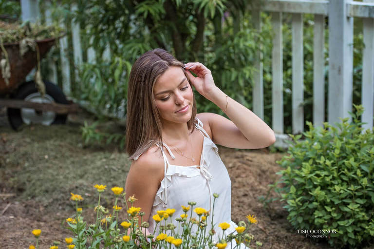 senior pics with flowers by williamsport photographers-1